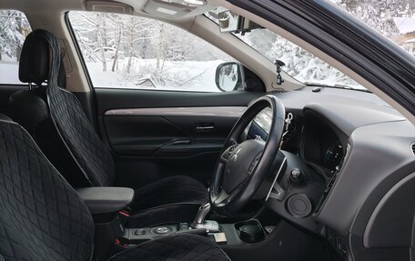 Mitsubishi Outlander III рестайлинг 3, 2013 год, 1 650 000 рублей, 21 фотография