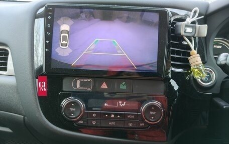 Mitsubishi Outlander III рестайлинг 3, 2013 год, 1 650 000 рублей, 17 фотография