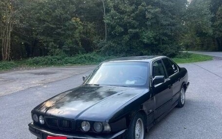 BMW 5 серия, 1990 год, 120 000 рублей, 1 фотография