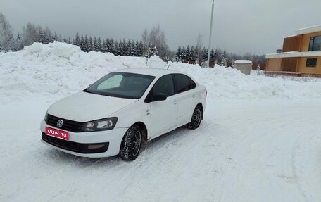 Volkswagen Polo VI (EU Market), 2013 год, 370 000 рублей, 1 фотография