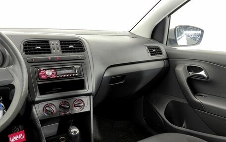 Volkswagen Polo VI (EU Market), 2012 год, 740 000 рублей, 11 фотография