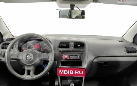 Volkswagen Polo VI (EU Market), 2012 год, 740 000 рублей, 10 фотография