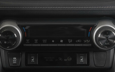 Toyota RAV4, 2020 год, 3 699 000 рублей, 22 фотография