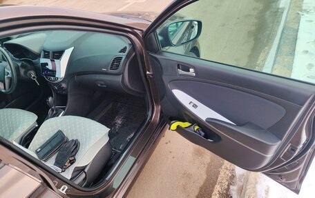 Hyundai Solaris II рестайлинг, 2016 год, 1 360 000 рублей, 10 фотография