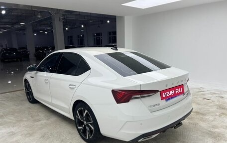 Skoda Octavia IV, 2021 год, 1 950 000 рублей, 4 фотография