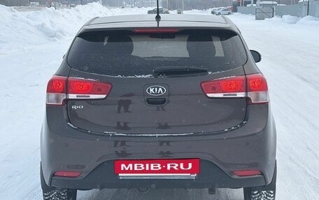 KIA Rio III рестайлинг, 2015 год, 1 077 000 рублей, 4 фотография