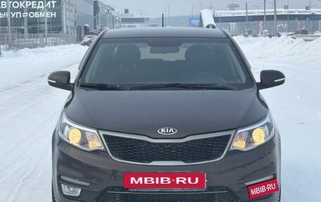 KIA Rio III рестайлинг, 2015 год, 1 077 000 рублей, 3 фотография