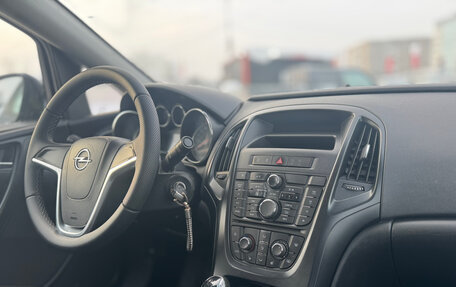 Opel Astra J, 2013 год, 699 000 рублей, 13 фотография