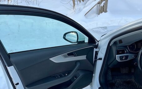 Audi A4, 2016 год, 2 300 000 рублей, 7 фотография