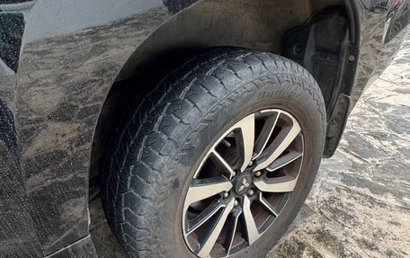 Mitsubishi Pajero Sport III рестайлинг, 2017 год, 2 600 000 рублей, 11 фотография