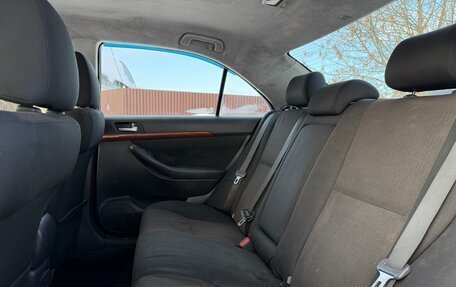 Toyota Avensis III рестайлинг, 2007 год, 645 000 рублей, 13 фотография