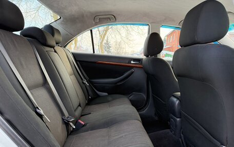 Toyota Avensis III рестайлинг, 2007 год, 645 000 рублей, 14 фотография