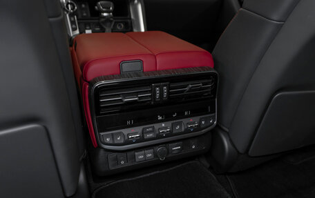 Toyota Land Cruiser, 2025 год, 15 200 000 рублей, 16 фотография