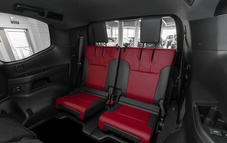 Toyota Land Cruiser, 2025 год, 15 200 000 рублей, 17 фотография