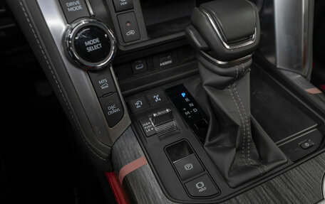 Toyota Land Cruiser, 2025 год, 15 200 000 рублей, 25 фотография