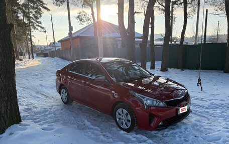 KIA Rio IV, 2020 год, 1 555 000 рублей, 4 фотография
