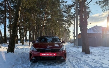 KIA Rio IV, 2020 год, 1 555 000 рублей, 2 фотография