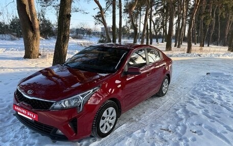 KIA Rio IV, 2020 год, 1 555 000 рублей, 5 фотография