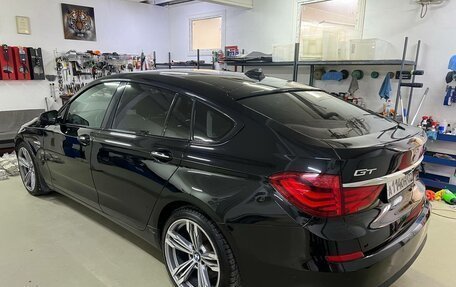 BMW 5 серия, 2011 год, 1 999 999 рублей, 2 фотография