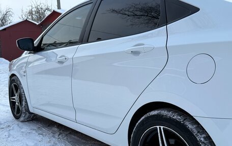 Hyundai Solaris II рестайлинг, 2015 год, 1 100 000 рублей, 7 фотография