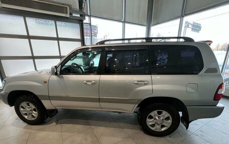 Toyota Land Cruiser 100 рестайлинг 2, 2006 год, 1 849 000 рублей, 6 фотография