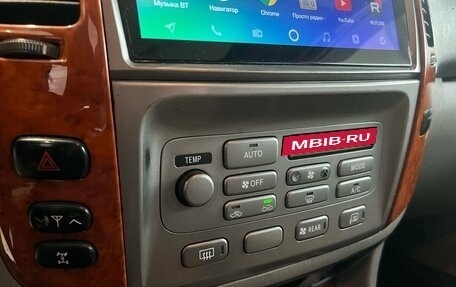 Toyota Land Cruiser 100 рестайлинг 2, 2006 год, 1 849 000 рублей, 15 фотография