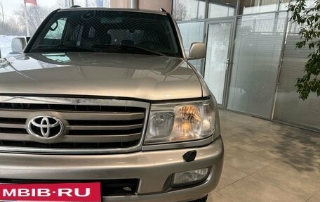 Toyota Land Cruiser 100 рестайлинг 2, 2006 год, 1 849 000 рублей, 20 фотография