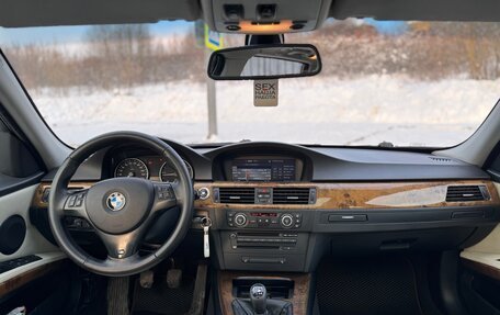 BMW 3 серия, 2007 год, 1 100 000 рублей, 12 фотография