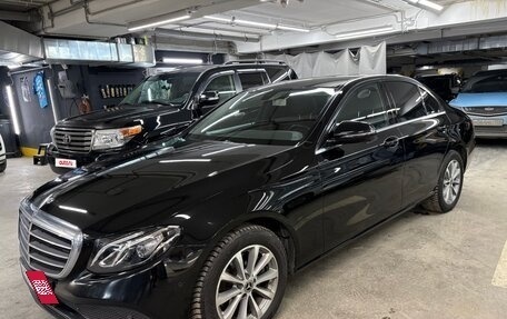 Mercedes-Benz E-Класс, 2019 год, 2 150 000 рублей, 5 фотография