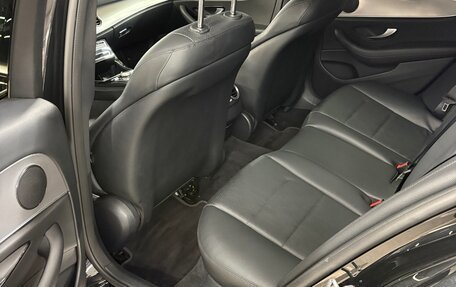 Mercedes-Benz E-Класс, 2019 год, 2 150 000 рублей, 12 фотография