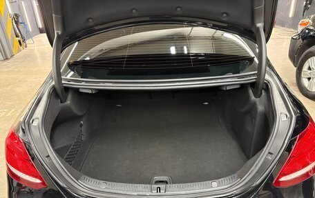 Mercedes-Benz E-Класс, 2019 год, 2 150 000 рублей, 11 фотография