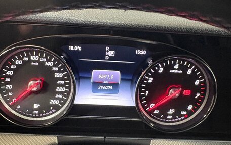 Mercedes-Benz E-Класс, 2019 год, 2 150 000 рублей, 14 фотография