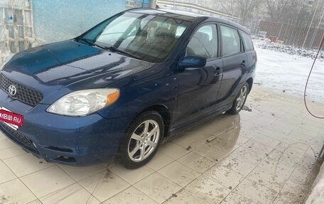 Toyota Matrix, 2003 год, 630 000 рублей, 2 фотография