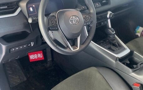 Toyota RAV4, 2024 год, 3 649 000 рублей, 36 фотография