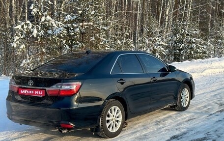 Toyota Camry, 2017 год, 1 956 000 рублей, 4 фотография