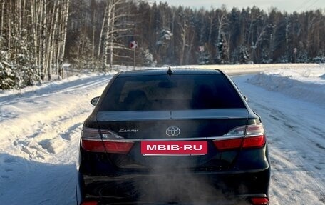 Toyota Camry, 2017 год, 1 956 000 рублей, 5 фотография