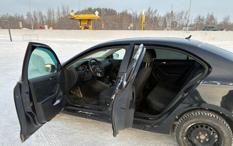 Volkswagen Jetta VI, 2013 год, 1 000 001 рублей, 5 фотография