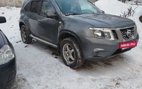 Nissan Terrano III, 2015 год, 950 000 рублей, 2 фотография