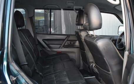 Mitsubishi Pajero III рестайлинг, 2002 год, 719 999 рублей, 23 фотография