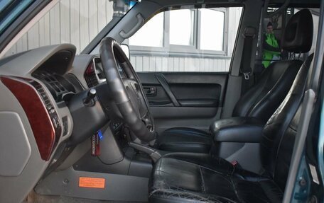 Mitsubishi Pajero III рестайлинг, 2002 год, 719 999 рублей, 19 фотография