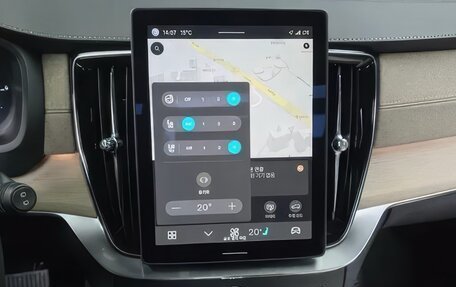 Volvo XC90 II рестайлинг, 2025 год, 10 750 000 рублей, 11 фотография