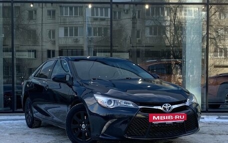 Toyota Camry, 2015 год, 1 650 000 рублей, 3 фотография