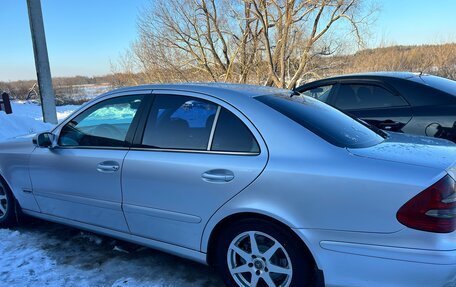 Mercedes-Benz E-Класс, 2004 год, 750 000 рублей, 10 фотография