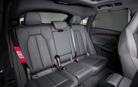 Audi Q5, 2025 год, 8 900 000 рублей, 27 фотография