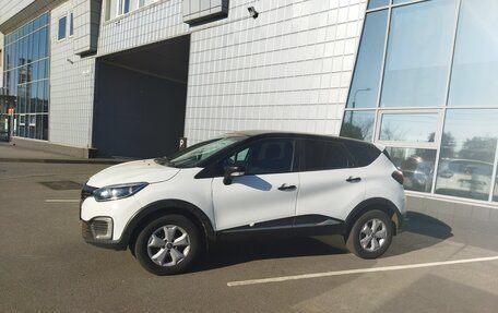 Renault Kaptur I рестайлинг, 2018 год, 900 000 рублей, 5 фотография