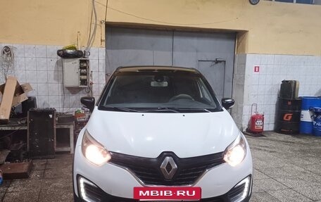 Renault Kaptur I рестайлинг, 2018 год, 900 000 рублей, 7 фотография