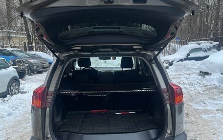 Toyota RAV4, 2014 год, 1 900 000 рублей, 14 фотография