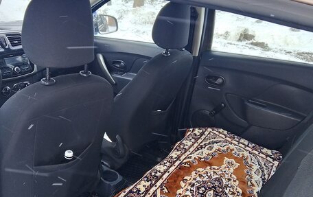 Renault Sandero II рестайлинг, 2019 год, 950 000 рублей, 3 фотография