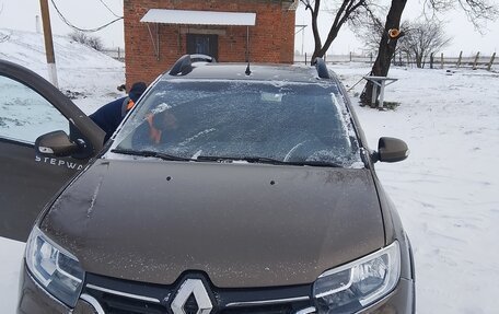 Renault Sandero II рестайлинг, 2019 год, 950 000 рублей, 5 фотография