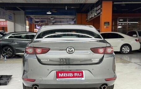 Mazda 3, 2022 год, 1 300 000 рублей, 5 фотография